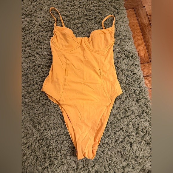 Onia WeWoreWhat Danielle One Piece Bustier Swimsuit in Yellow Size Small - Picture 2 of 9